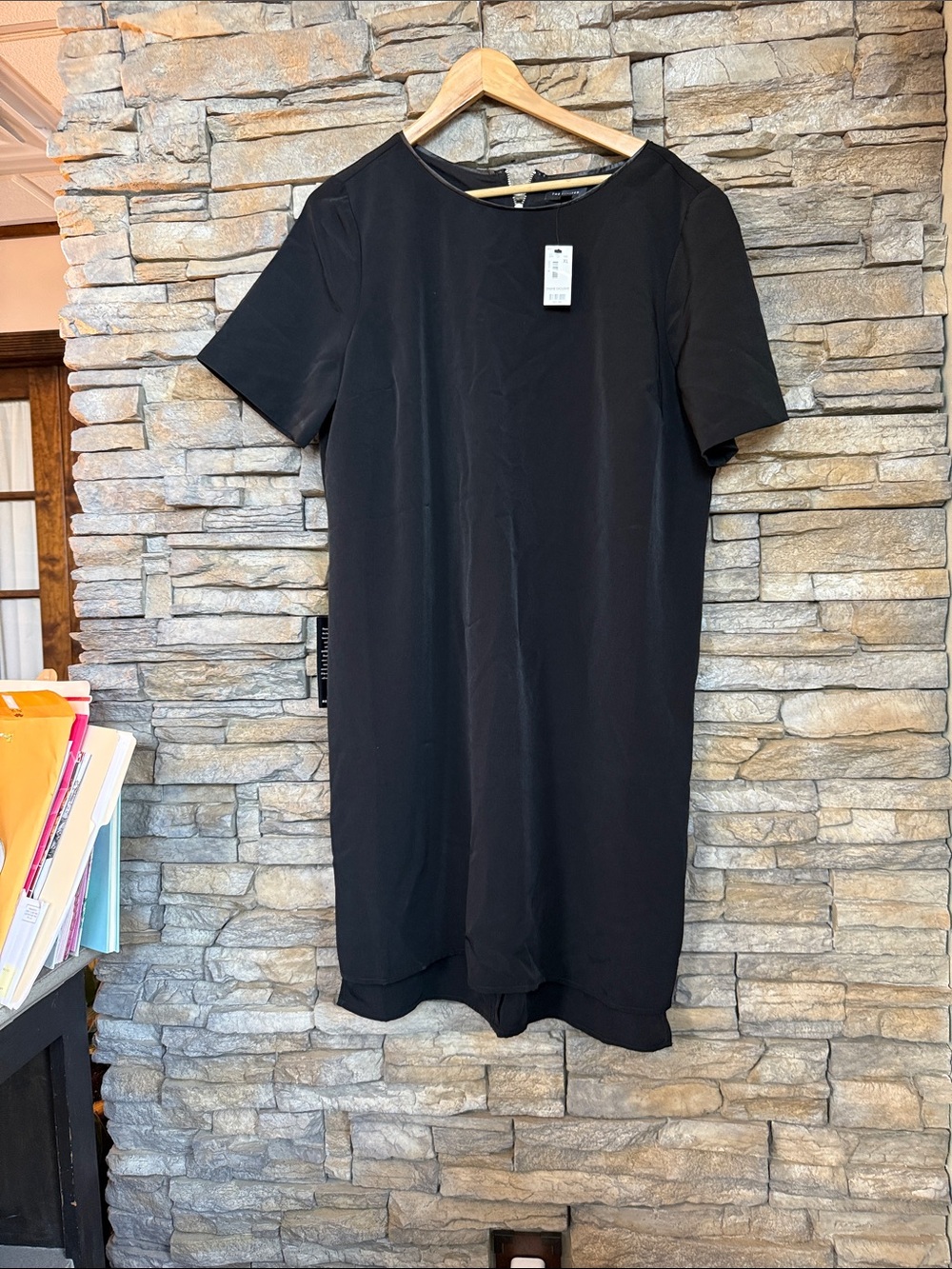 The Limited Black Short-Sleeve Shift Dress